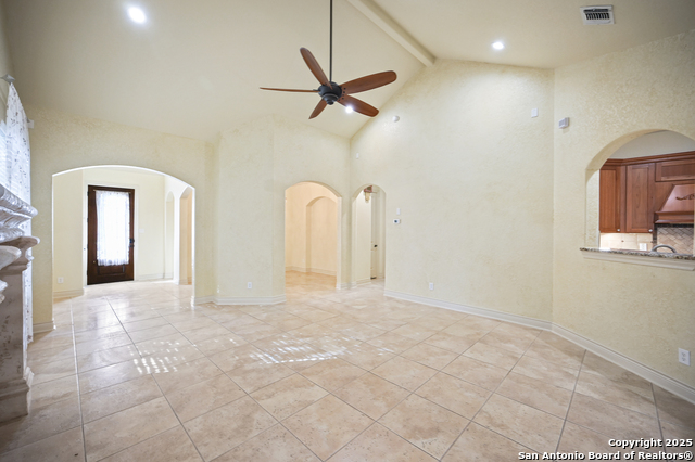 Image 7 of 29 For 13806 Oakview Cove