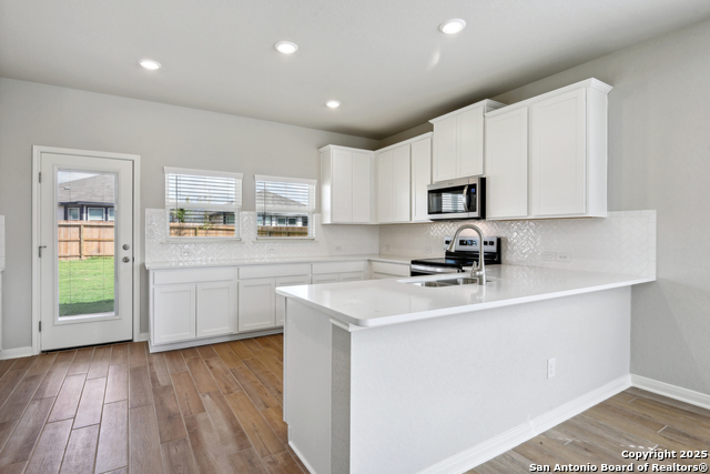 Image 8 of 38 For 14426 Galloping Colt