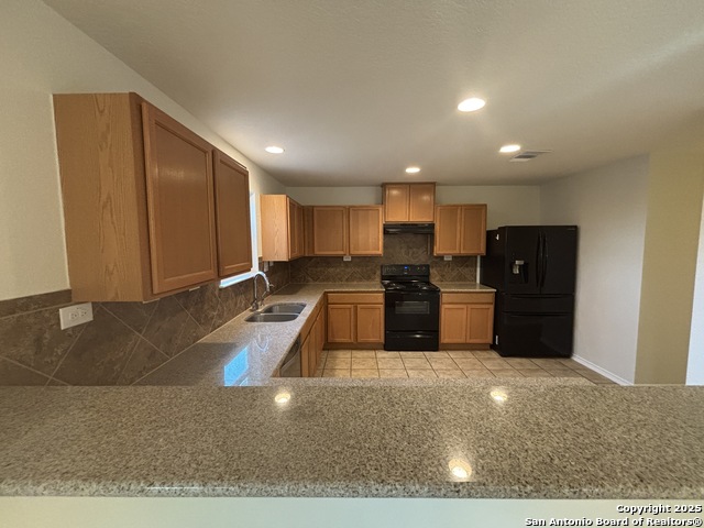 Image 20 of 38 For 7370 Azalea