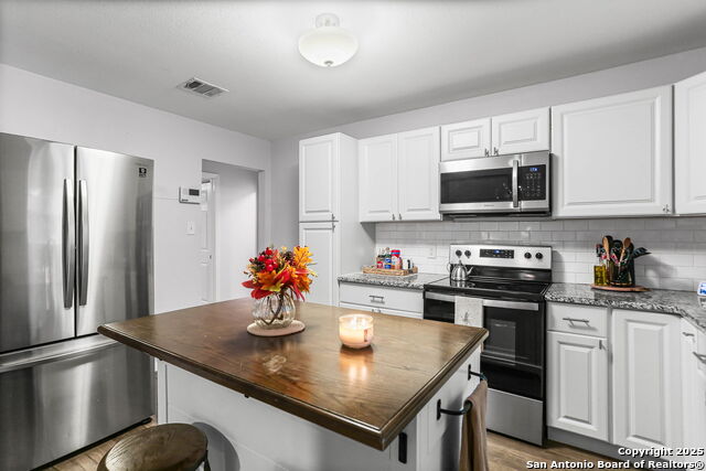 Image 10 of 23 For 4442 Lord