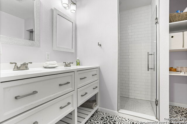 Image 14 of 23 For 4442 Lord