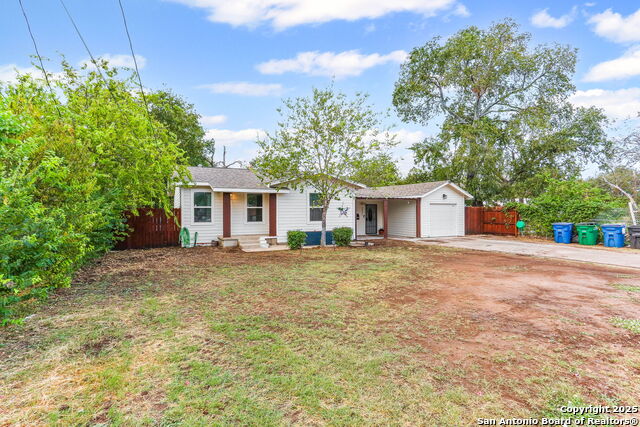 Image 3 of 23 For 4442 Lord