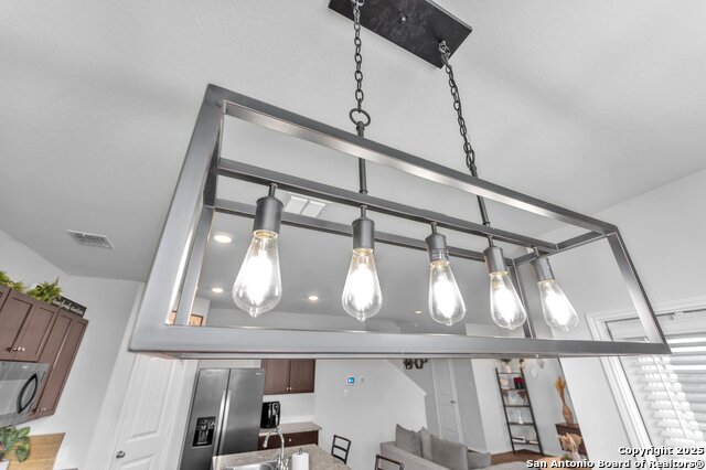 Image 18 of 30 For 4263 Busbee