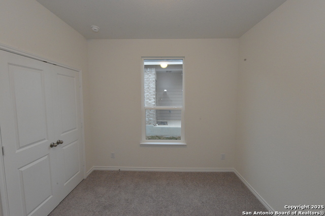 Image 12 of 25 For 131 Granite Shores E