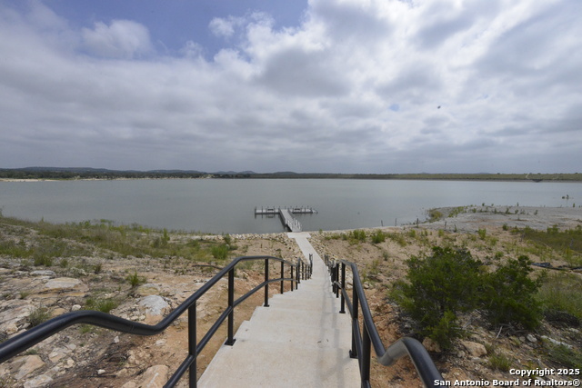 Image 23 of 25 For 131 Granite Shores E