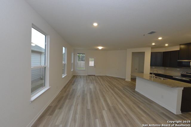 Image 6 of 25 For 131 Granite Shores E