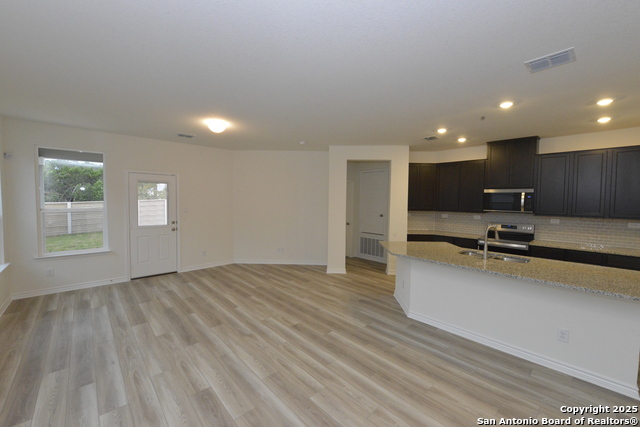 Image 8 of 25 For 131 Granite Shores E