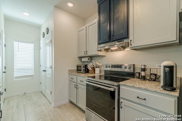 Image 14 of 19 For 523 Ruiz 103