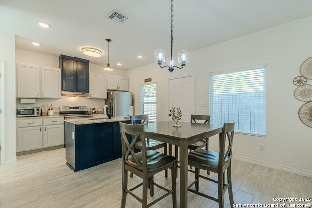 Image 8 of 19 For 523 Ruiz 103