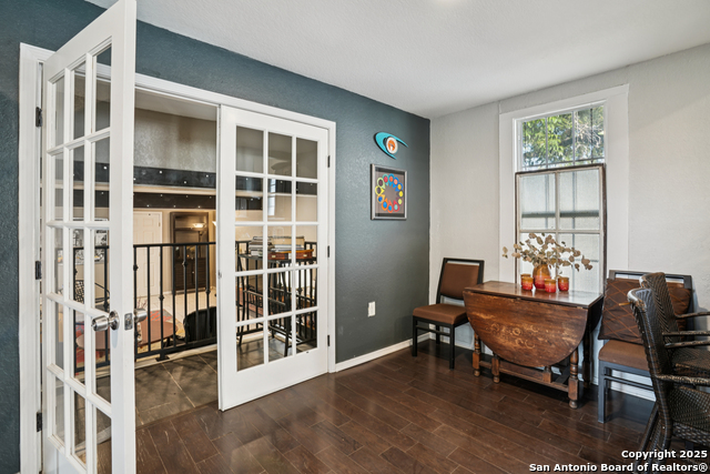 Image 12 of 26 For 1027 Poplar  