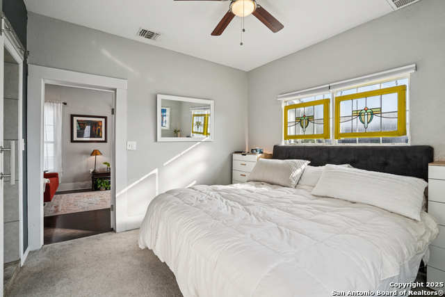 Image 16 of 26 For 1027 Poplar  