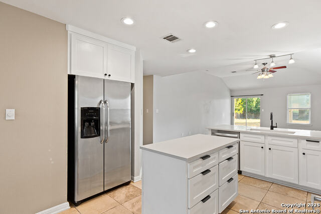 Image 12 of 31 For 8927 John Barrett