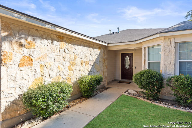 Image 2 of 31 For 8927 John Barrett