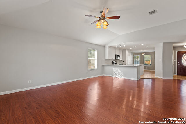 Image 8 of 31 For 8927 John Barrett