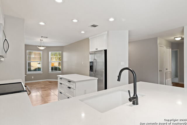 Image 9 of 31 For 8927 John Barrett