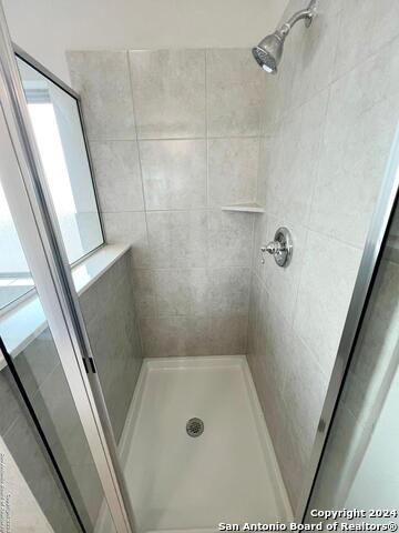 Image 28 of 34 For 9003 Shady Mountain