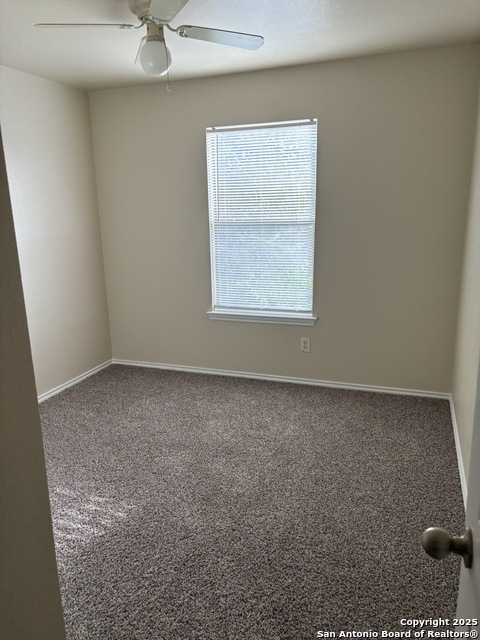 Listing photo id 15 for 10614 Mathom