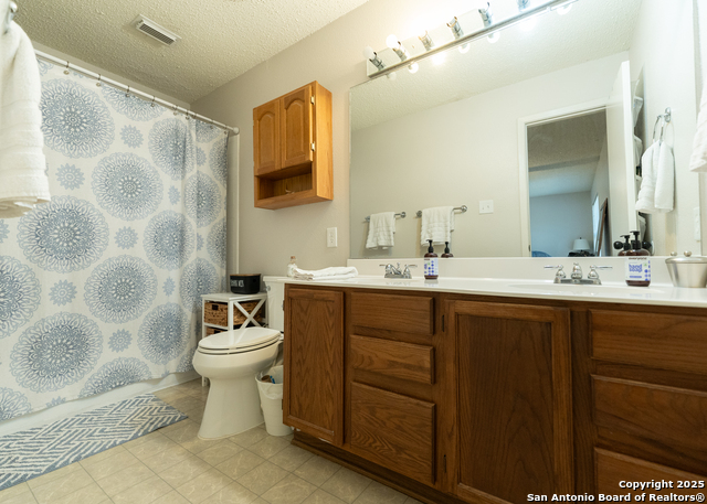 Image 22 of 39 For 13227 Regency Way