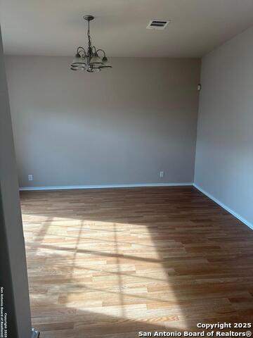 Listing photo id 10 for 2511 Fayette