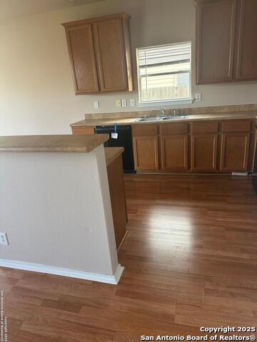 Listing photo id 15 for 2511 Fayette