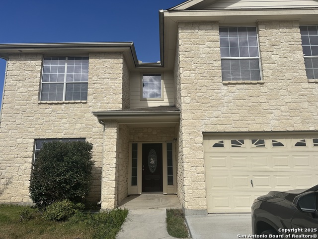 Listing photo id 1 for 2511 Fayette