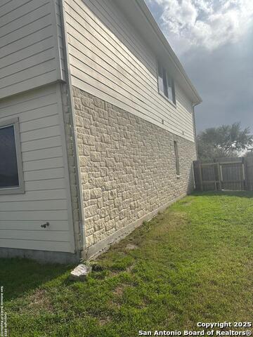 Listing photo id 2 for 2511 Fayette