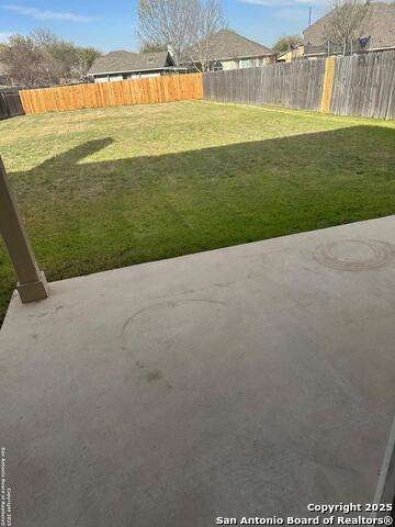 Listing photo id 4 for 2511 Fayette