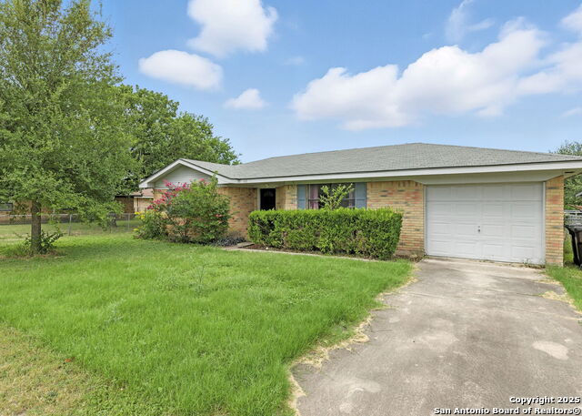 Details for 600 Cunningham N, Marion, TX 78124