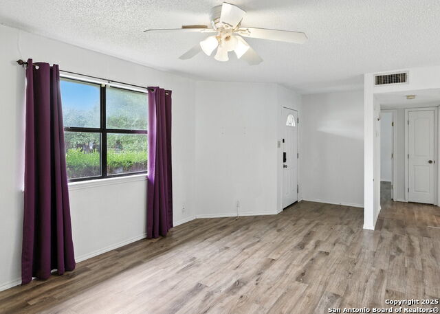 Image 4 of 17 For 600 Cunningham N