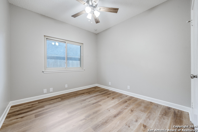 Image 21 of 25 For 3131 Morning Crk