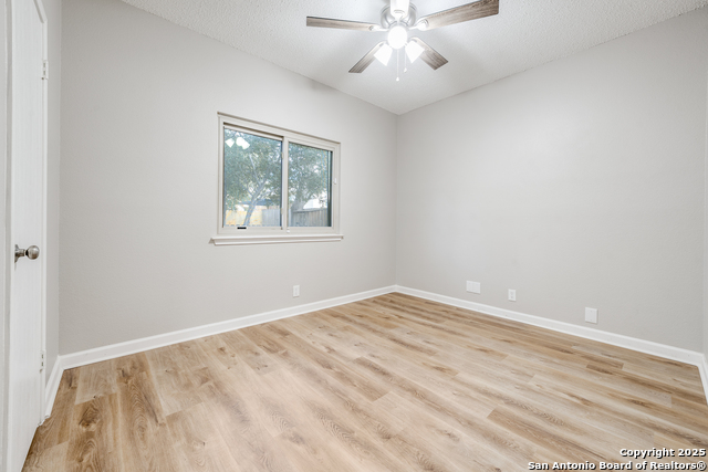 Image 22 of 25 For 3131 Morning Crk