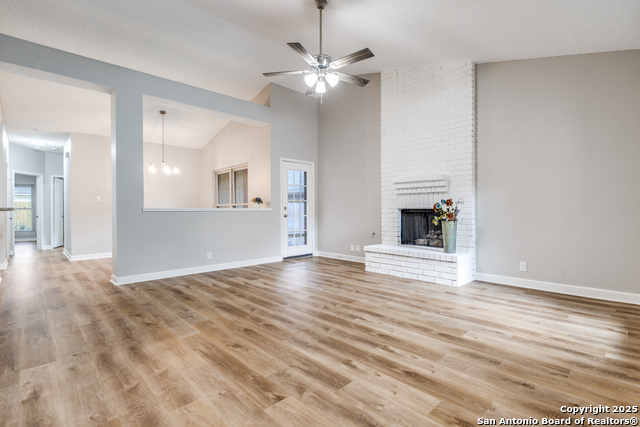 Image 5 of 25 For 3131 Morning Crk