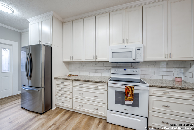 Image 7 of 25 For 3131 Morning Crk