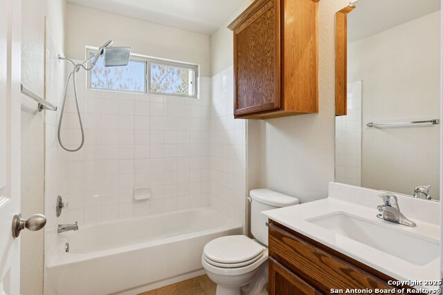 Listing photo id 10 for 2607 Diamondback