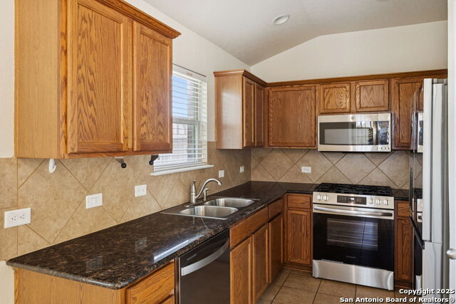 Listing photo id 4 for 2607 Diamondback