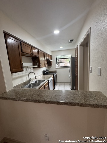 Image 10 of 10 For 10955 Wurzbach 506