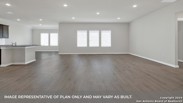 Image 12 of 35 For 490 Sonoma Street