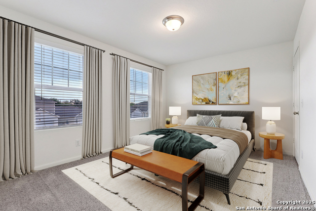 Image 15 of 36 For 5621 Pearl Meadow