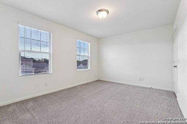 Image 16 of 36 For 5621 Pearl Meadow