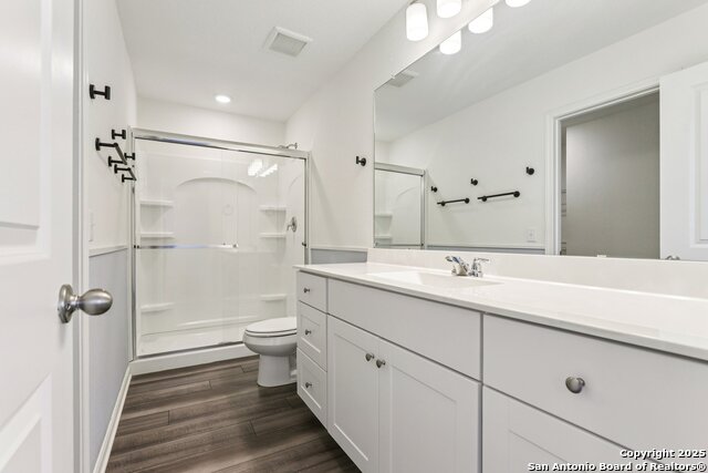 Image 26 of 36 For 5621 Pearl Meadow