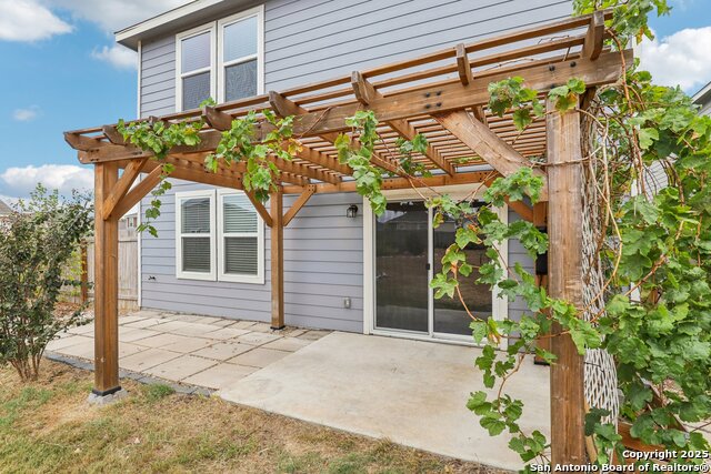 Image 30 of 36 For 5621 Pearl Meadow