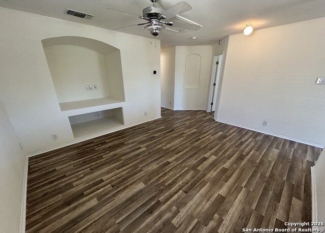 Listing photo id 13 for 7714 Cold Mtn