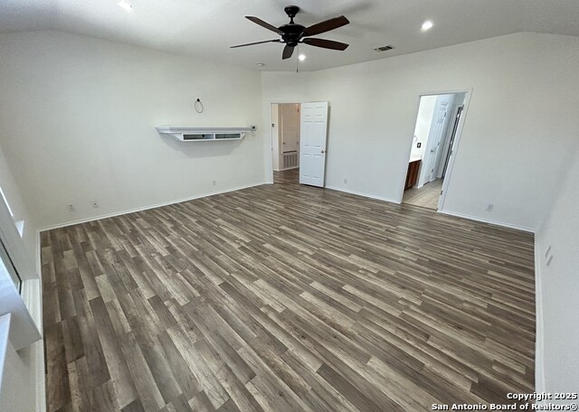 Listing photo id 15 for 7714 Cold Mtn