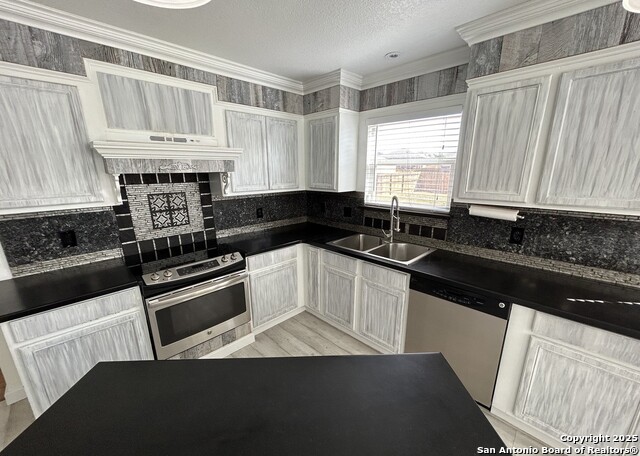 Listing photo id 4 for 7714 Cold Mtn