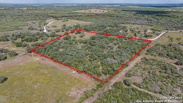 Listing photo id 9 for 2818 Wofford