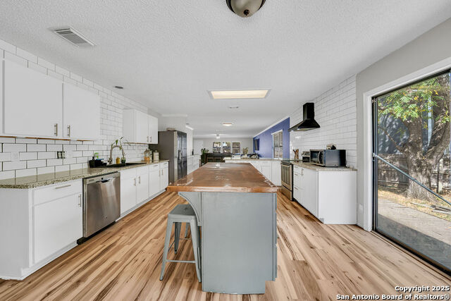 Image 10 of 27 For 4566 Sherwood Way