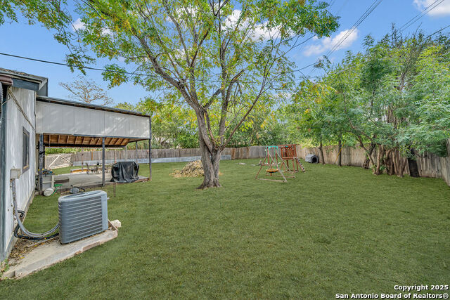 Image 26 of 27 For 4566 Sherwood Way