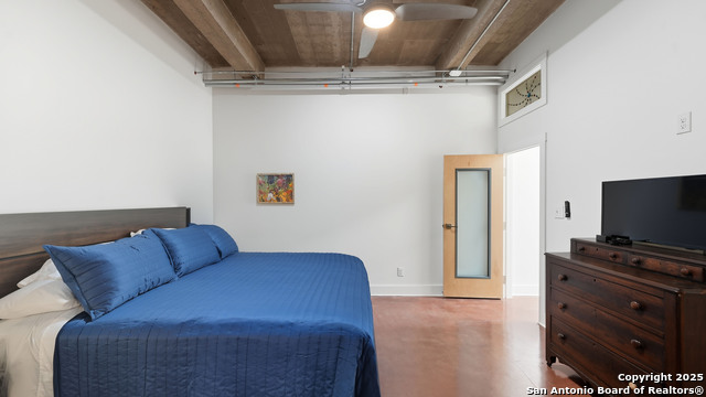 Image 12 of 50 For 222 Losoya St. 201