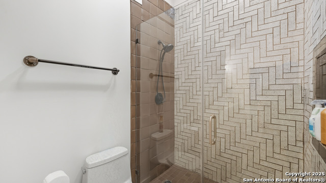 Image 8 of 50 For 222 Losoya St. 201