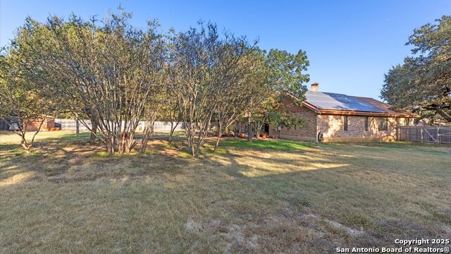 Listing photo id 43 for 9521 Sumac  